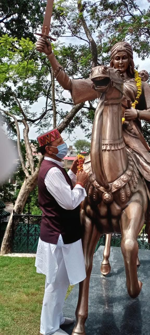 रानी लक्ष्मीबाई जी की पुण्य तिथि पर श्रद्धांजलि