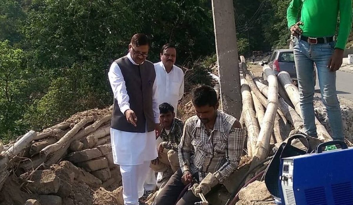 आई. पी. एच. को पत्र लिखकर सुझाव दिया